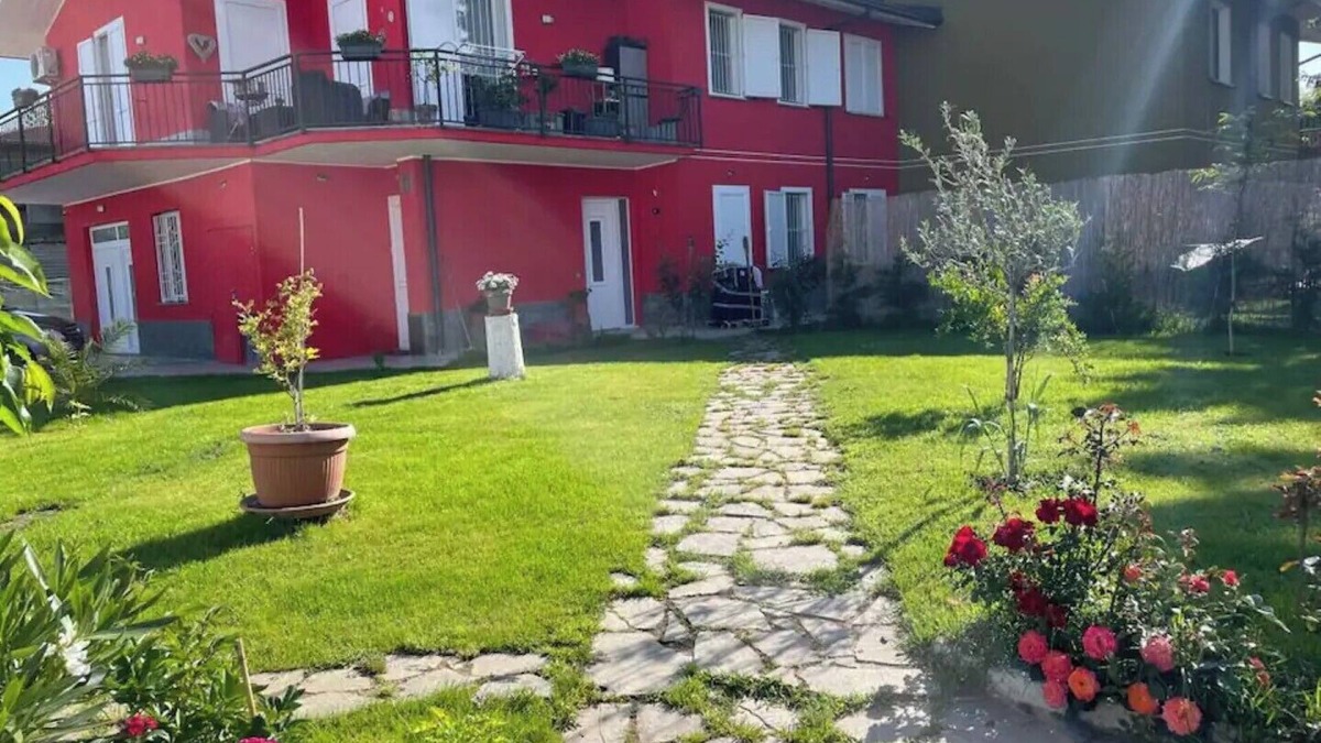 Valle Salimbene Apartment | Apartment 1.5 km from Pavia, ideal for couples in a quiet area.n