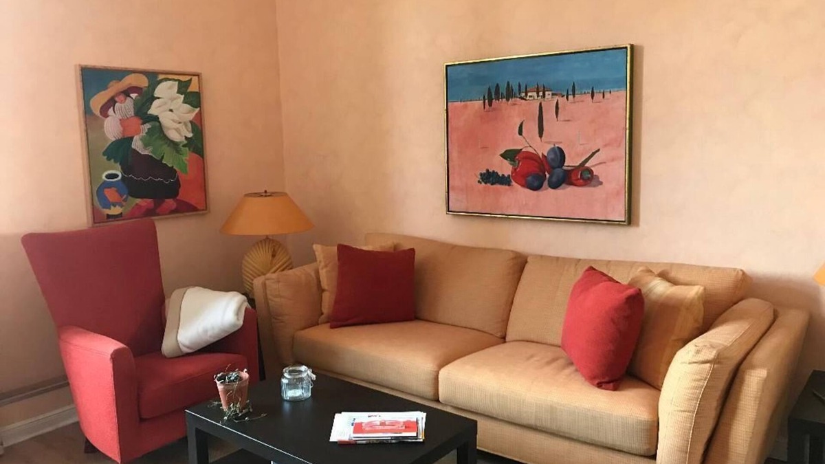 Hittfeld Apartment | Apartment 1, beautiful centrally located apartment