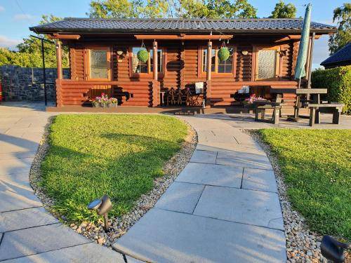 Tullaroan Apartment | Apartment ∙ 1 bedroom ∙ 3 guests