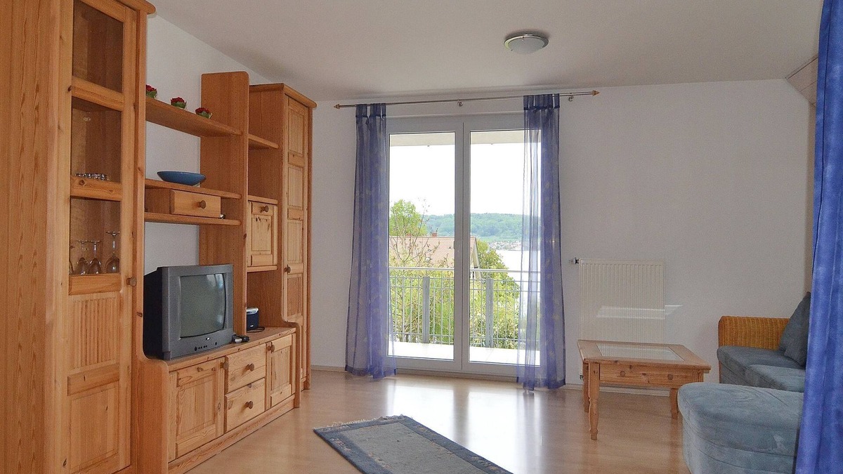 Bodman-Ludwigshafen Apartment | Apartment '1 O G' with Lake View, Balcony and Wi-Fi