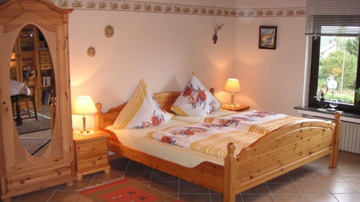 Bermel Bed & Breakfast | Apartment 1 for 2-3 people - Pension Eifelblick