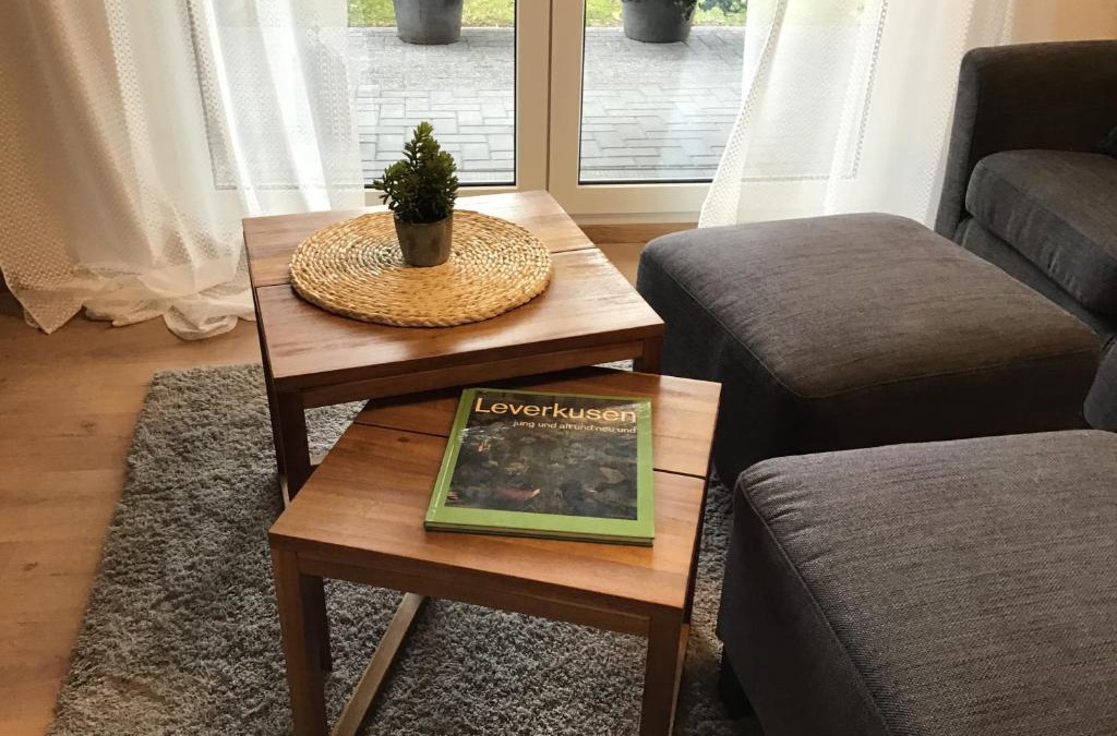 Leverkusen Apartment | Apartment 1 mit Terrasse und PKW-Stellplatz