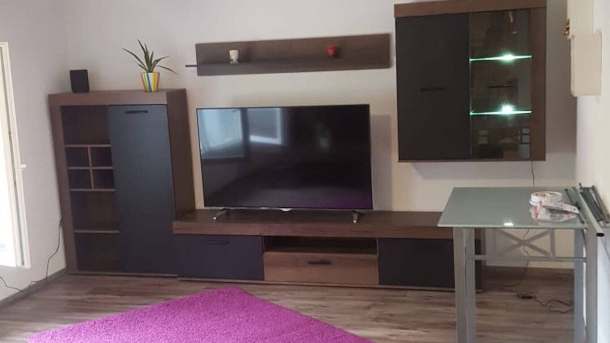 Stockach Apartment | Apartment '1' with Mountain View, Shared Garden and Wi-Fi