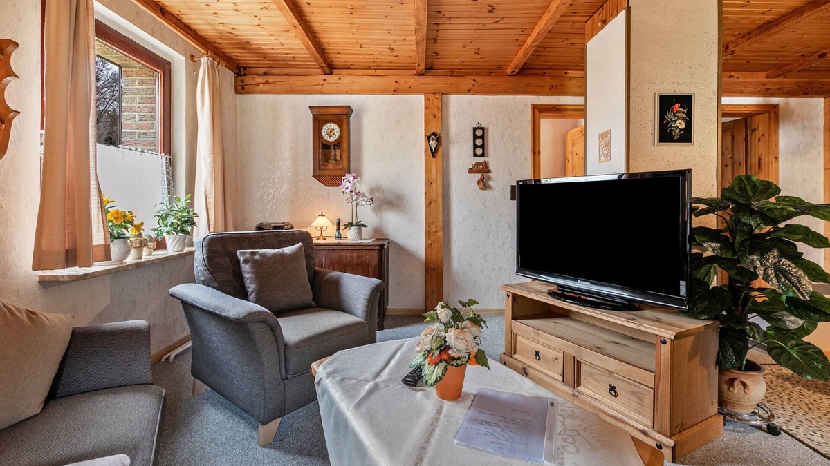 Ostrohe Apartment | Apartment '1' with Shared Terrace and Wi-Fi