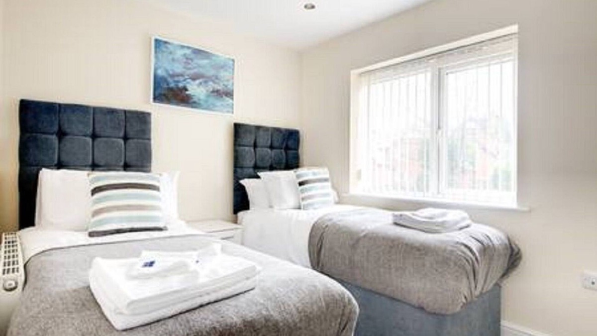 Worksop Apartment | Apartment 10