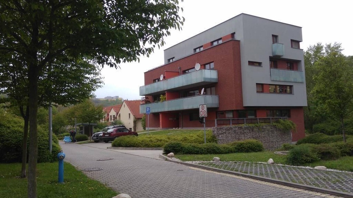 Michle Apartment | Apartment 12 min (tram) from city centre