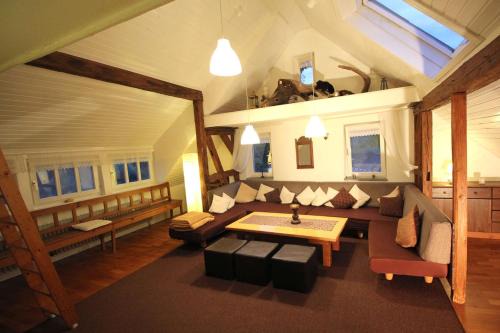 Diebach Apartment | Apartment 180 qm BIBERBURG, in der romantischen Rödermühle an der Fränkischen Saale in Deutschlands Mitte, 8 km zur A7