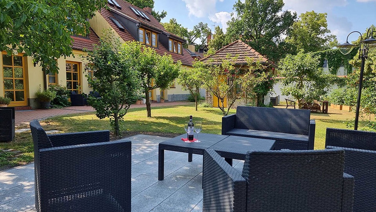 Babelsberg Nord Apartment | Apartment (2-6 persons), shower/WC, kitchenette, 1 combi. Living room, bedroom, 1 sep. Bedroom