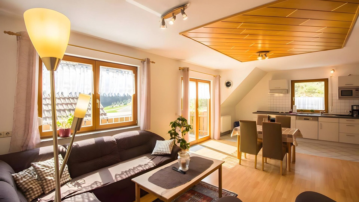 Oberkirch Apartment | Apartment '2, 85qm' with Balcony and Wi-Fi