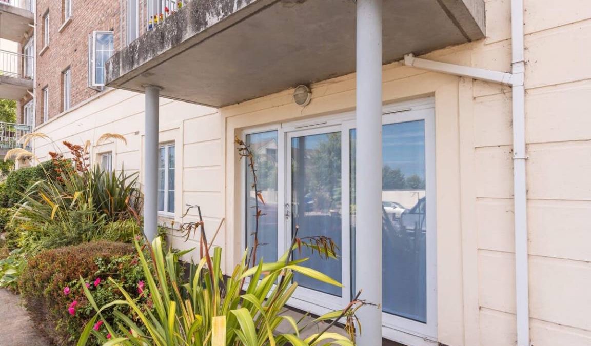 Stepaside Apartment | Apartment ∙ 2 bedrooms ∙ 4 guests