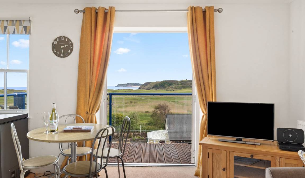 Penally Apartment | Apartment ∙ 2 bedrooms ∙ 4 guests