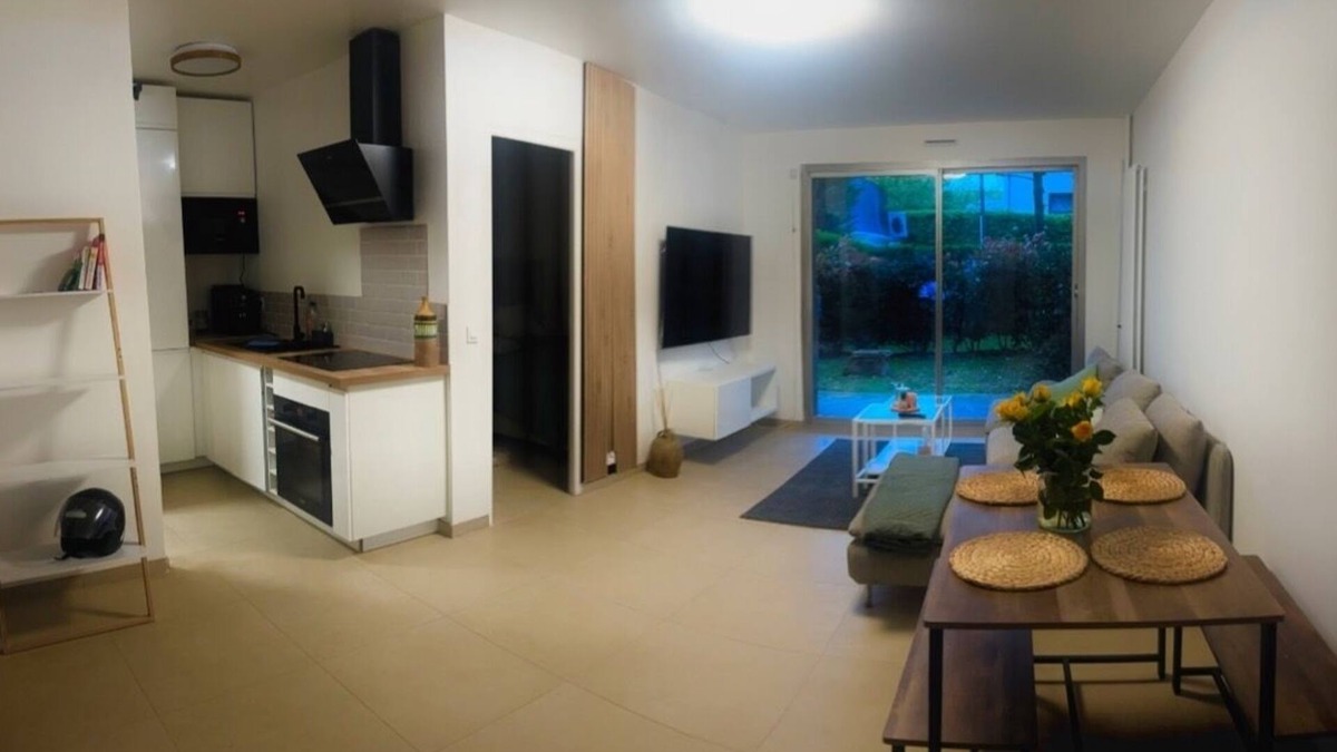 Saint-Gratien Apartment | Apartment 2 minutes from Lake Enghien les Bains
