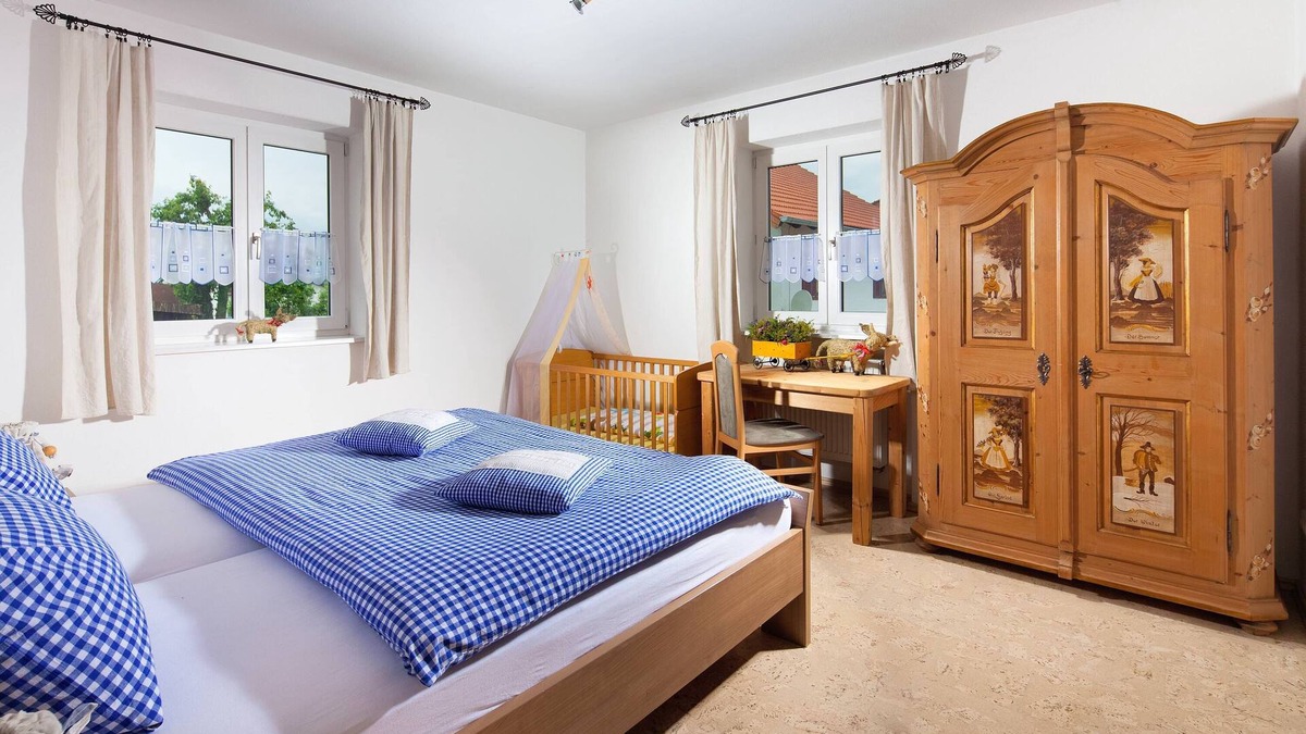 Laufen Apartment | Apartment 2 Untersberg 110 sqm up to 4 pers., 2 bedrooms, eat-in kitchen, balcony