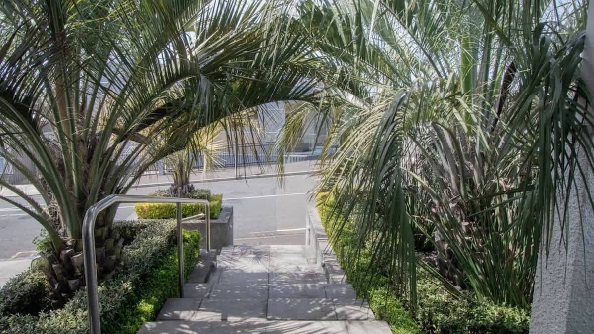 Rewa Apartment | Apartment 22 - stylish retreat in central location