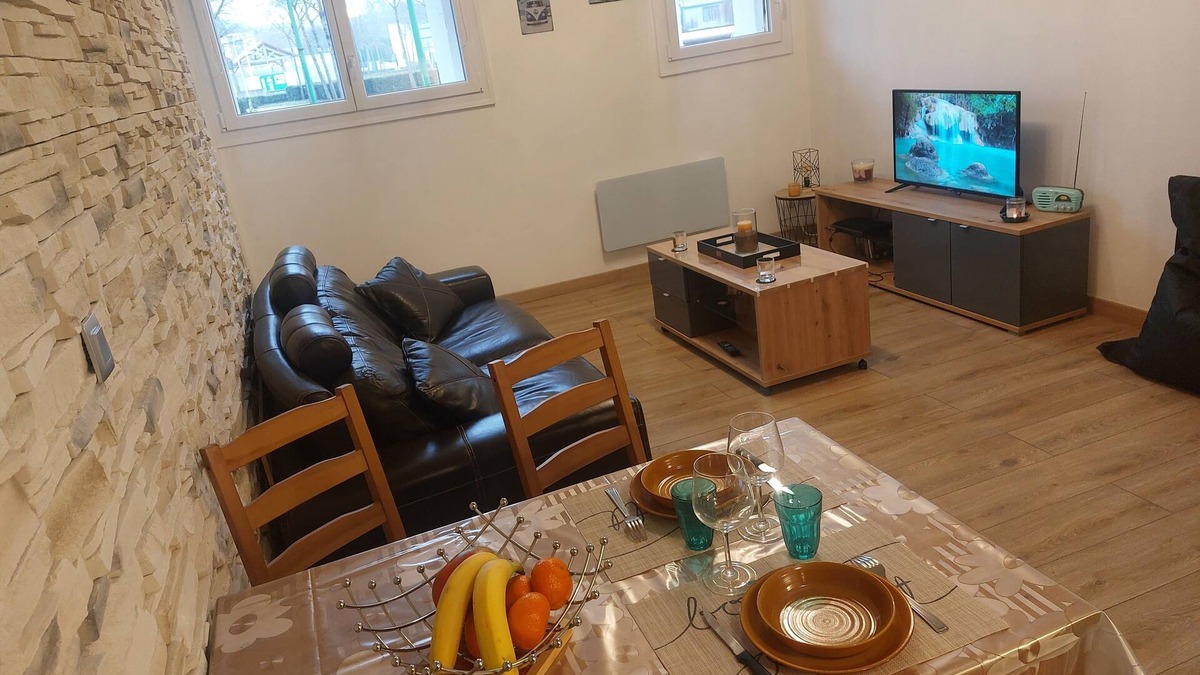 Bourbonne-les-Bains House | Apartment 300m from the center