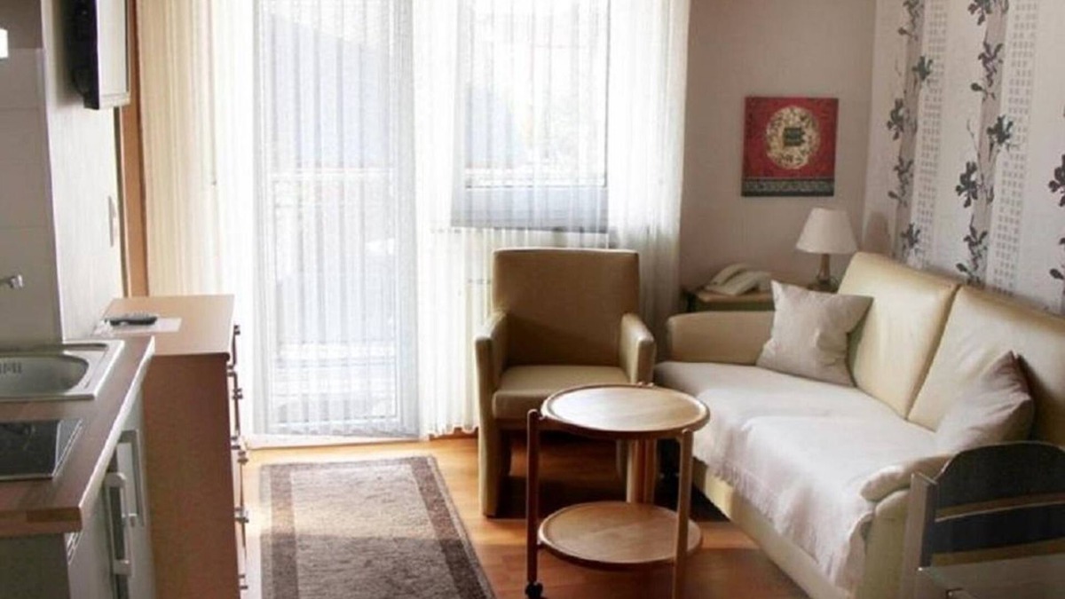 Schweich Apartment | Apartment 3 (with balcony) - Pension Wagner