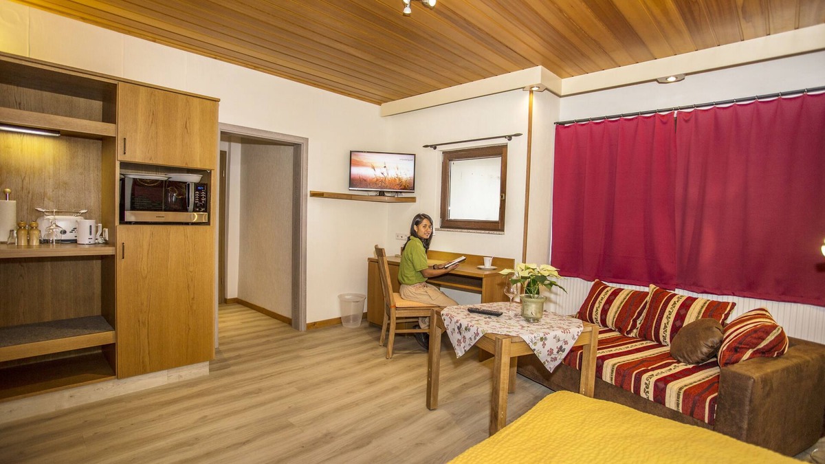 Remchingen Apartment | Apartment 3 with high equipment between Pforzheim and Karlsruhe
