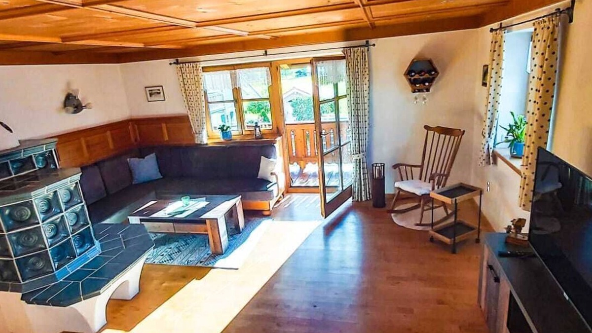 Marquartstein Apartment | Apartment- 4 persons, 75qm, 2 bedrooms, bathtub, WLAN
