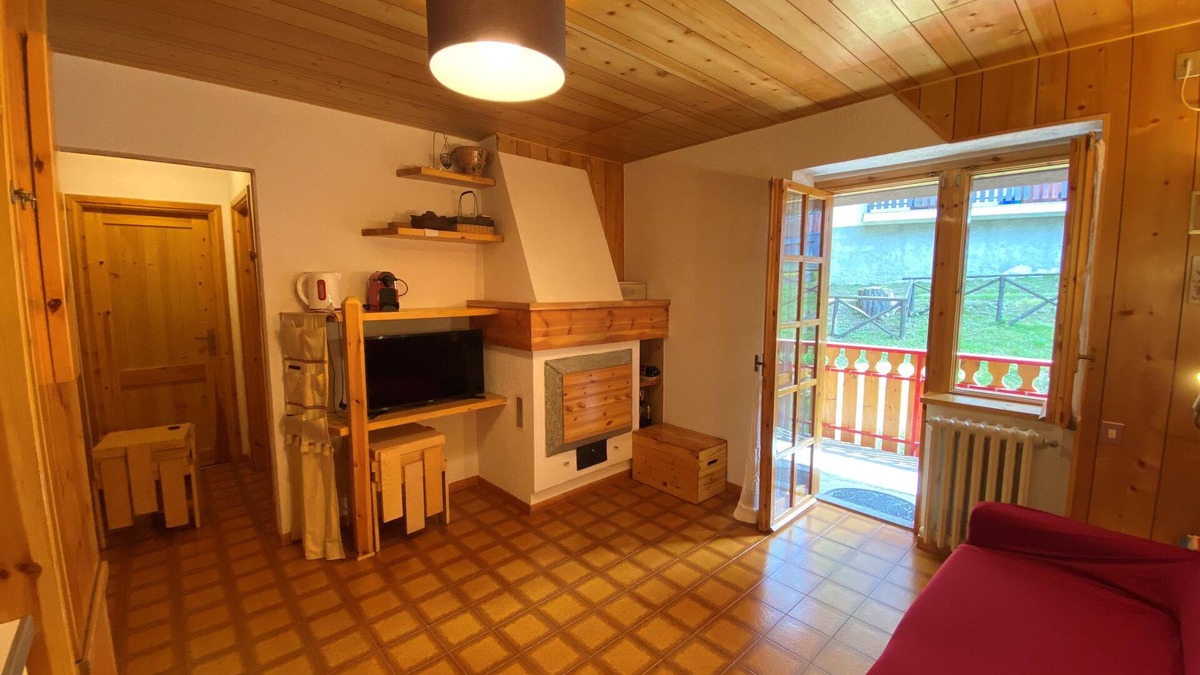Sauze d'Oulx Apartment | Apartment 5 adults + 1 child 300 meters from the slopes