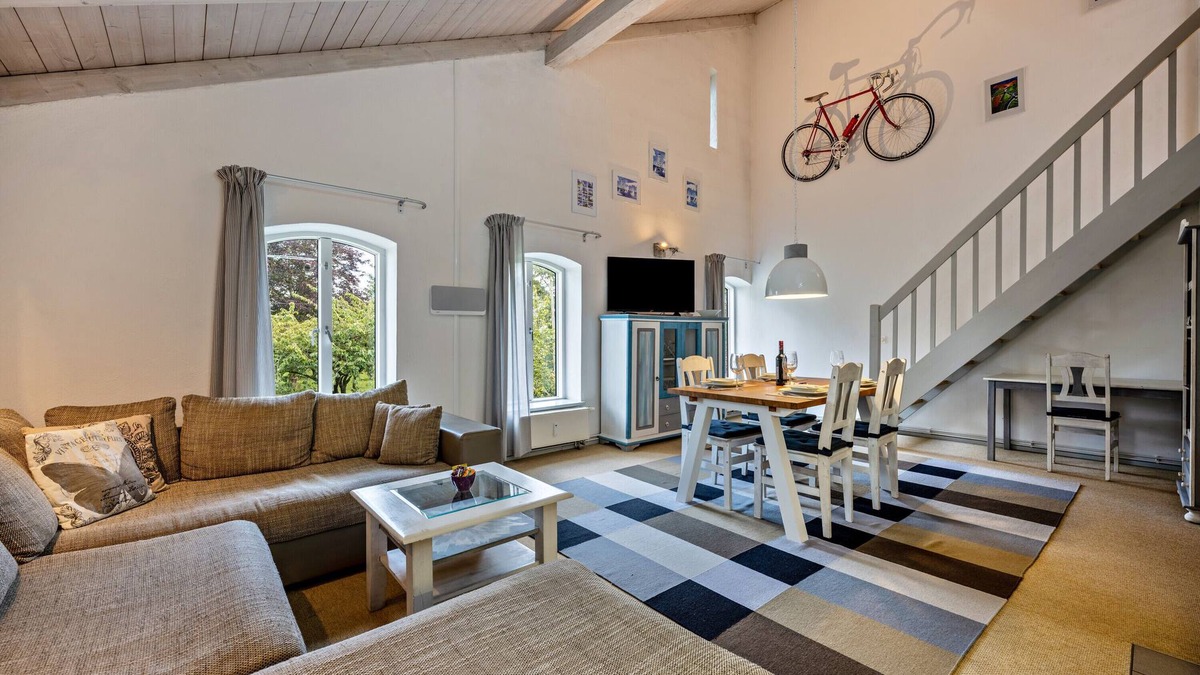 Curau Apartment | Apartment "5 Galeriewohnung" with Private Garden & Wi-Fi