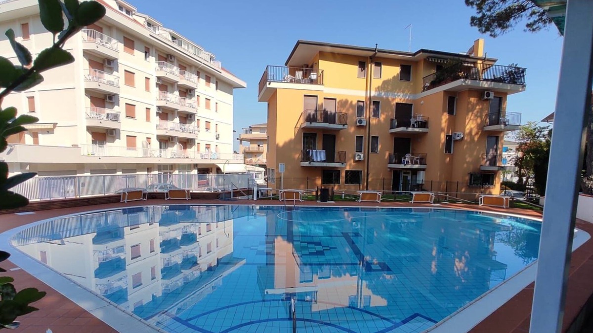 Eraclea Mare House | Apartment 5 people Condominio La Rustica with swimming pool WI-FI