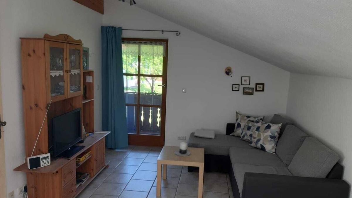 Marquartstein Apartment | Apartment 50 sqm, 1 -3 persons, 1 bedroom, kitchen-living room, balcony