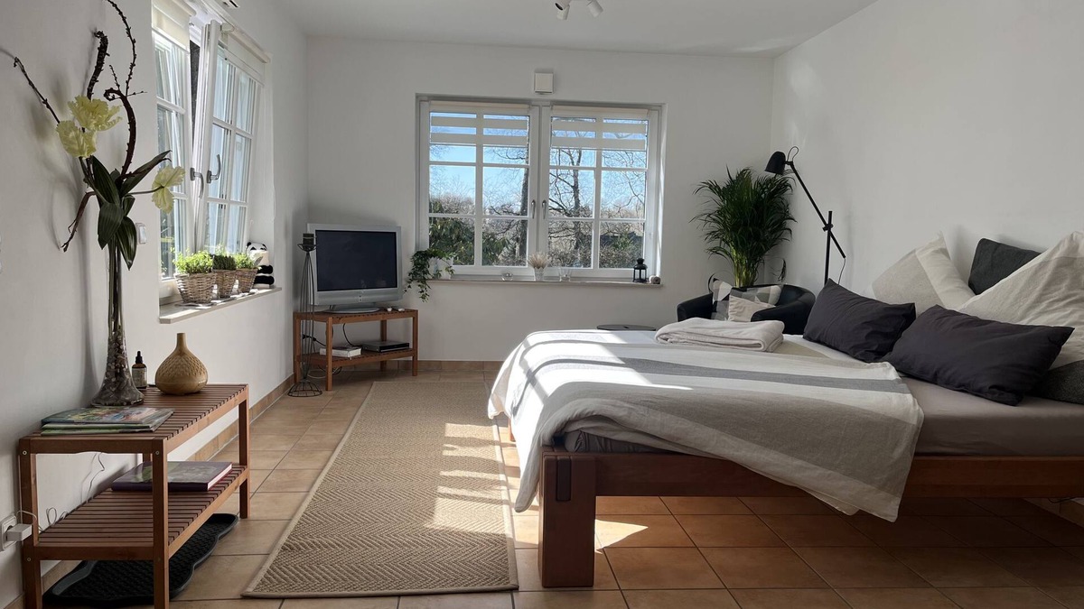 Wenden Apartment | Apartment '50qm' with Private Terrace, Shared Garden and Wi-Fi