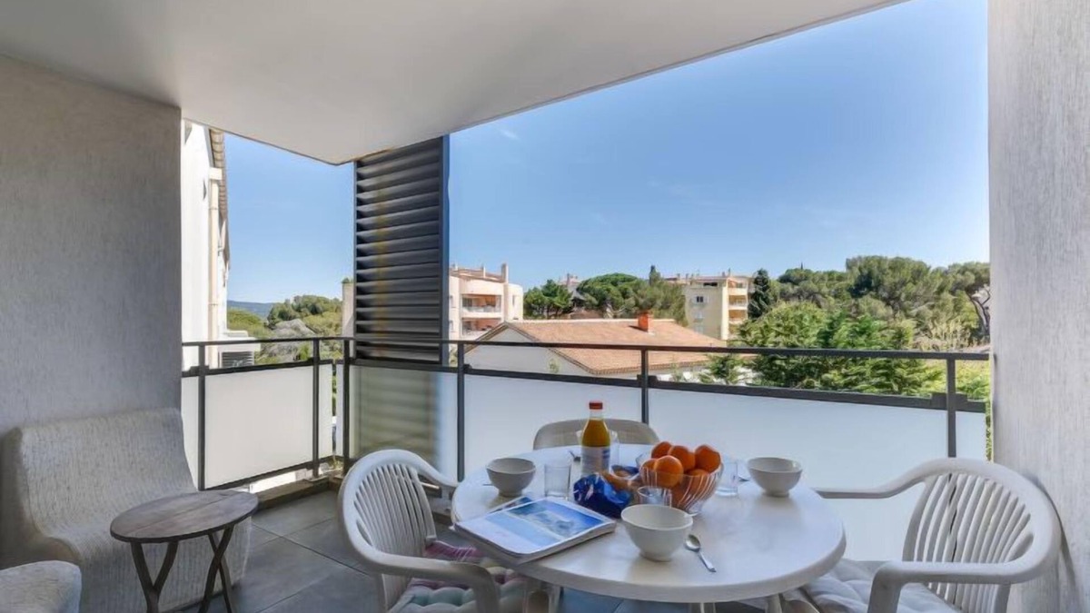 Cavaliere Apartment | Apartment 79 Bay by Interhome