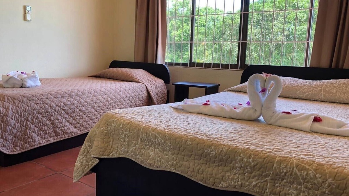 Barrio Pilo Apartment | Apartment 8: Condos Vista al Volcan - Second Floor
