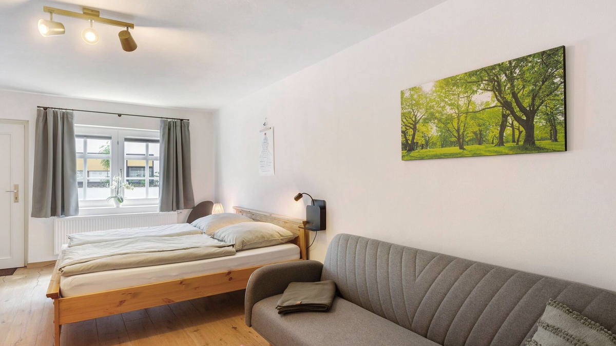 Ziegenhain Apartment | Apartment '9' with Wi-Fi