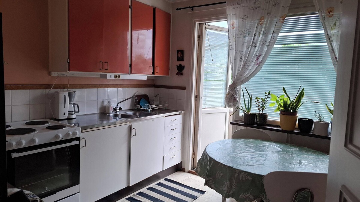 Solna Apartment | Apartment a 10 minutes from downtown Solna