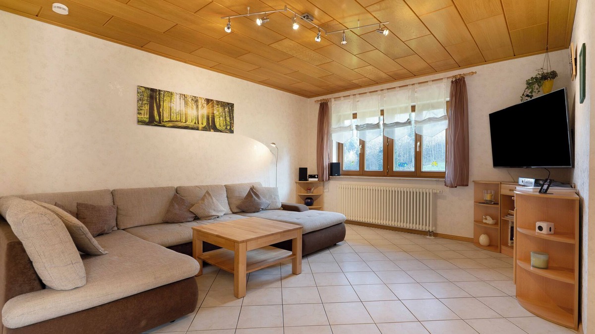 Kappelrodeck Apartment | Apartment 'A, 4 Sterne' with Mountain View, Private Terrace and Wi-Fi