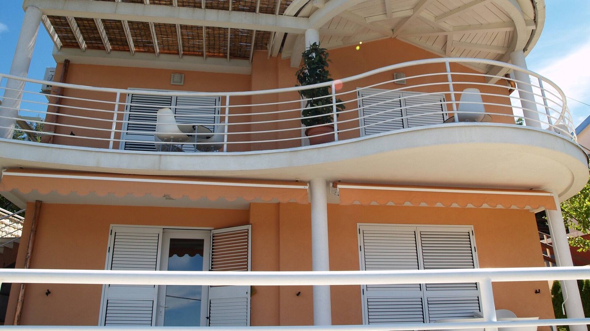 Lukovo Apartment | Apartment a 45sqm, unobstructed sea view, about 150m to the sea