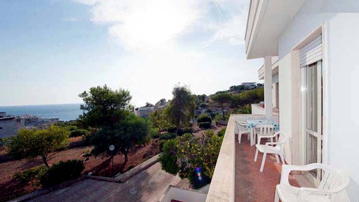 Santa Maria al Bagno House | Apartment a few meters from the beach overlooking the sea