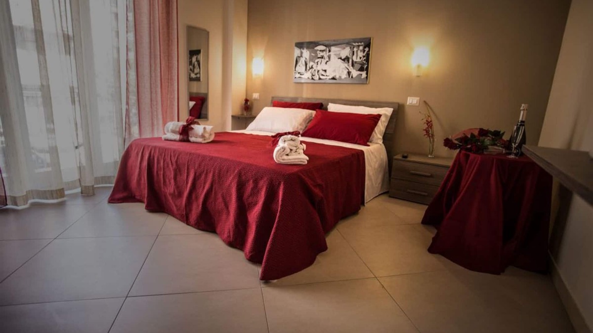 Milazzo Apartment | Apartment a stone's throw from the port