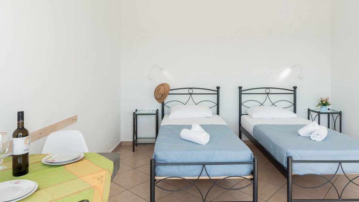 Perivolos House | Apartment "Aegean Blue Santorini Perivolos 1" with Sea View, Shared Terrace & Wi-Fi