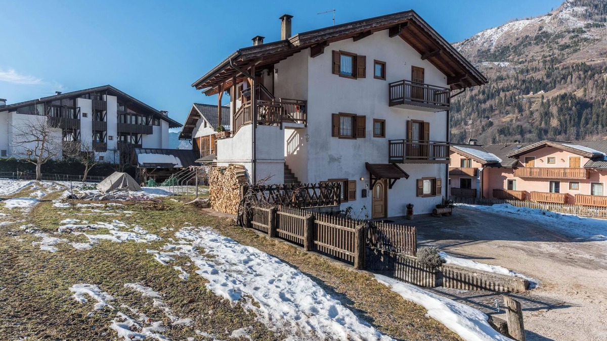 Transacqua Apartment | Apartment 'Agritur Alle Quattro Stagioni' with Mountain View and Garden