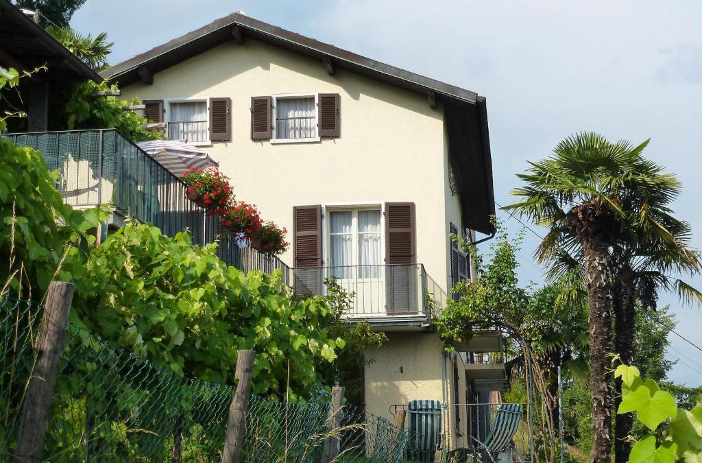 Carona Apartment | Apartment al Ronchetto by Interhome