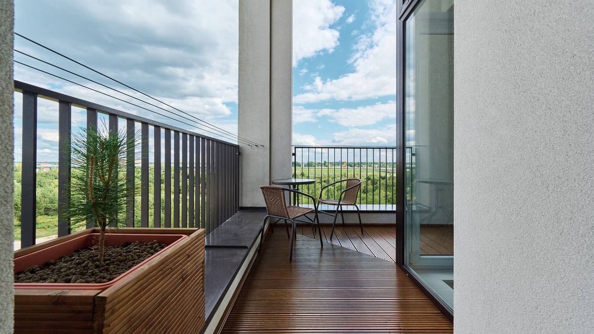 Fabryczna Apartment | Apartment Aleja Architektów by Renters