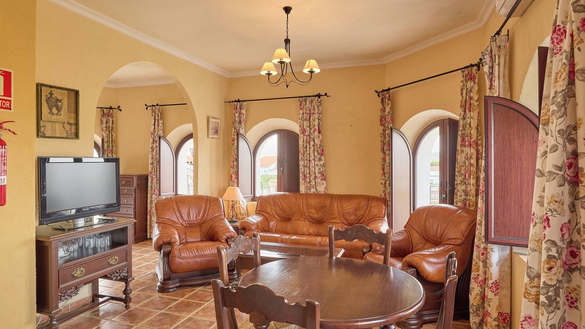 Valsequillo Apartment | Apartment 'Alheli' with Balcony, Wi-Fi and Air Conditioning