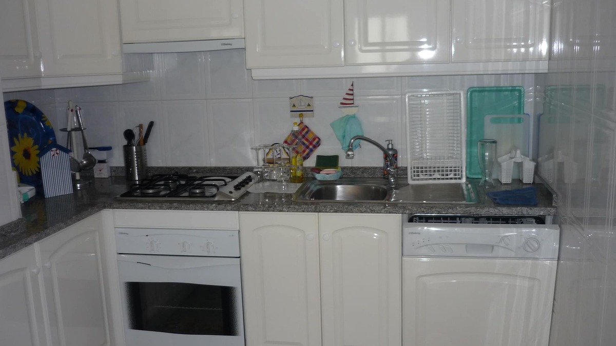 Furadouro Apartment | APARTMENT ALL TEAM FURADOURO 400M FROM THE BEACH WITH WIFI
