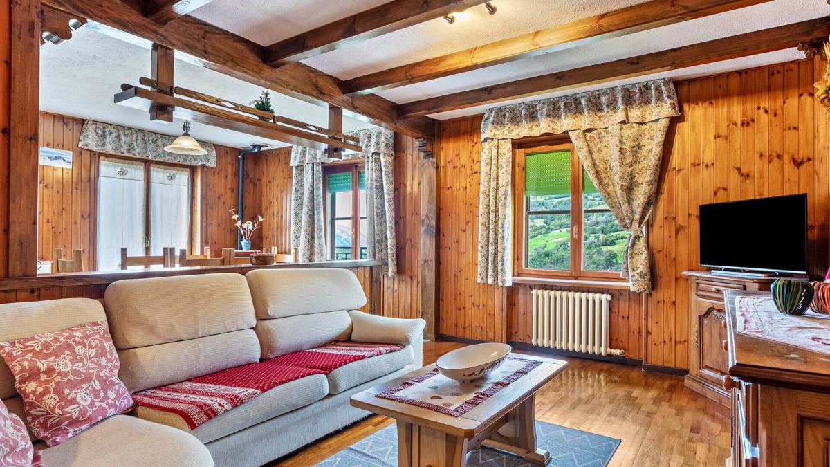 Nus Apartment | Apartment 'Alloggio Chez Favre' with Mountain View, Private Garden and Wi-Fi