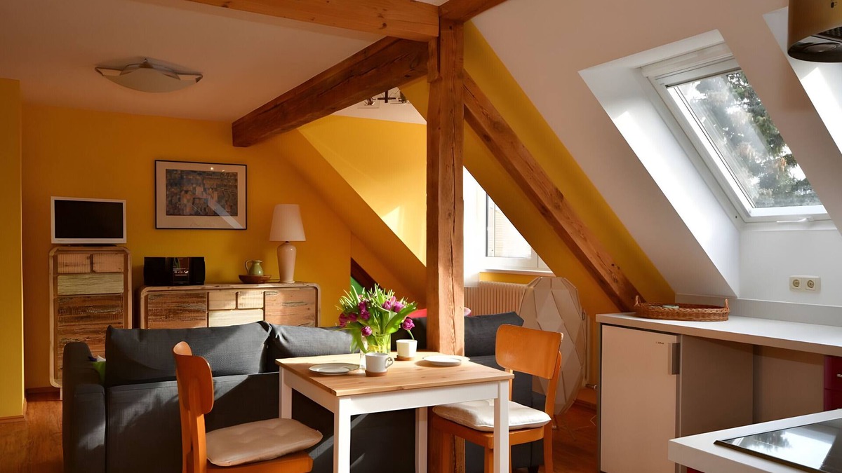 Babelsberg Sud Apartment | Apartment 'Alter Fritz' with Wi-Fi and Air Conditioning