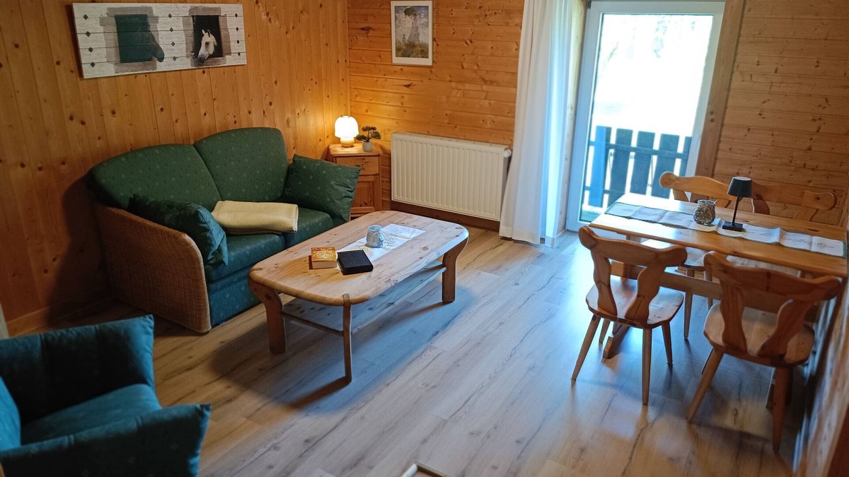 Steinfurt Apartment | Apartment 'Alter Ponystall' with Shared Terrace, Shared Garden and Wi-Fi