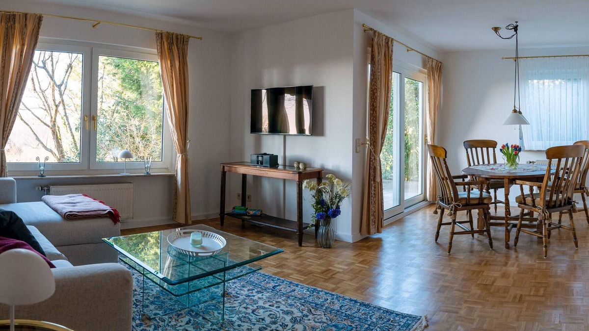 Badenweiler Apartment | Apartment 'Am Hochblauen' with Mountain View, Shared Terrace and Wi-Fi
