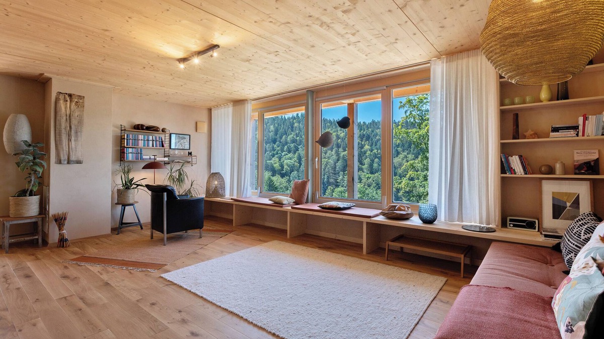 Triberg im Schwarzwald Apartment | Apartment 'Am Stadtwald' with Mountain View, Private Terrace and Wi-Fi