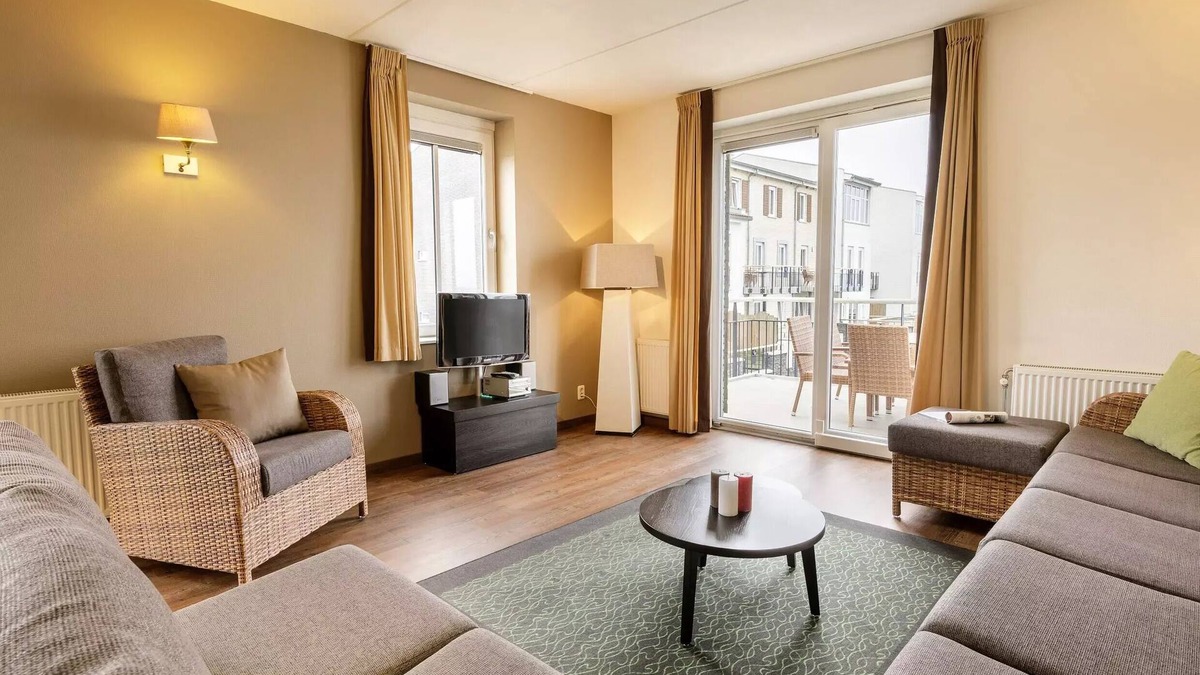 Zeewolde Apartment | Apartment am Wasser für 8 Personen