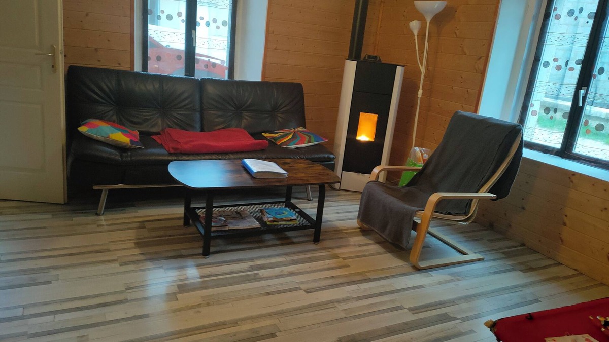 Rochejean Apartment | Apartment -amarante wood interior renovation
