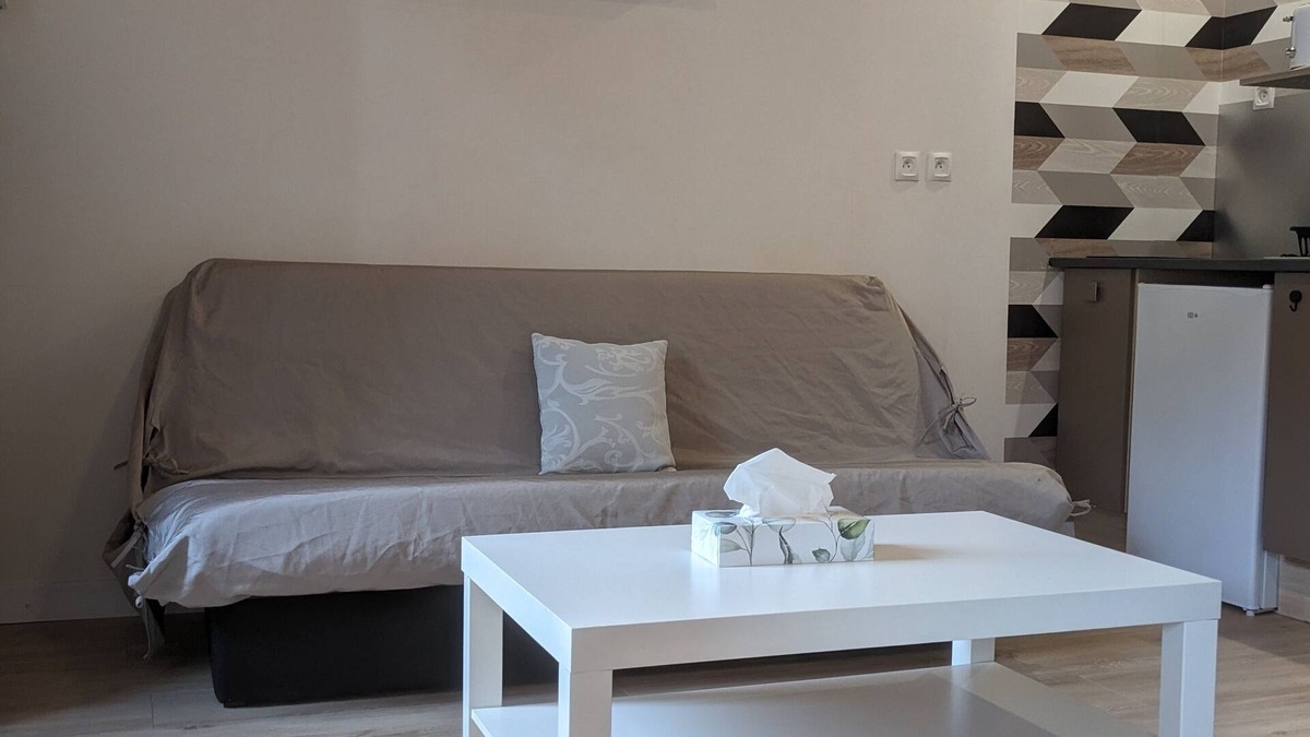 Saint-Claude Apartment | Apartment and playroom