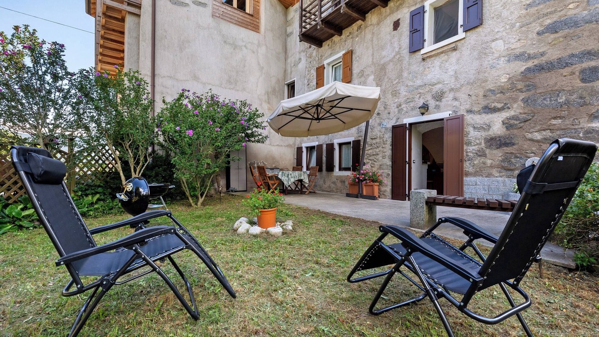 Bleggio Inferiore Ski Chalet | Apartment 'Antico Casolare Di Alice' with Mountain View,Private Terrace and Wi-Fi